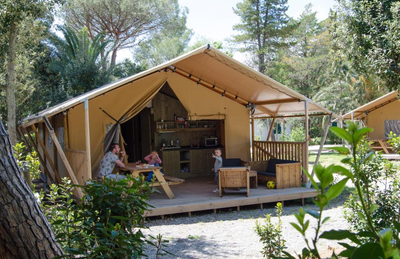 Camping Campo Dei Fiori - Glamping4All Vada Εξωτερικό φωτογραφία